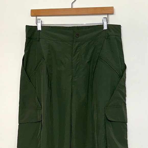 NWT Halara Mid Rise Button Zipper Side Pocket Wide Leg Casual Cargo Pants - Picture 9 of 13